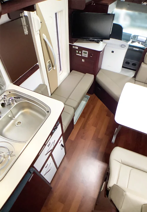 TV付きのくつろぎスペース