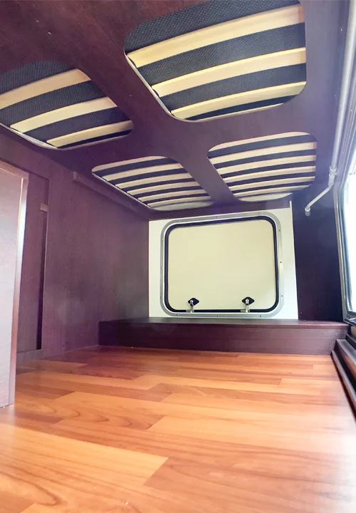 バンクベッド内部